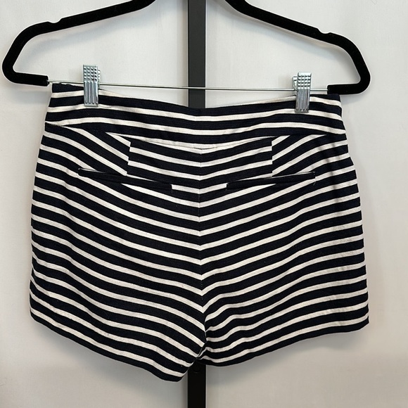 J. Crew Linen Blend Navy & White Striped Shorts Preppy, Nautical, Coastal Size 0 - Picture 2 of 7